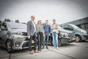 Over ons - Autobedrijf Op de Hoek | Lemmer | Occasions